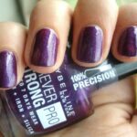 Maybelline Forever Strong Pro Nail Colour in Atomic Violin